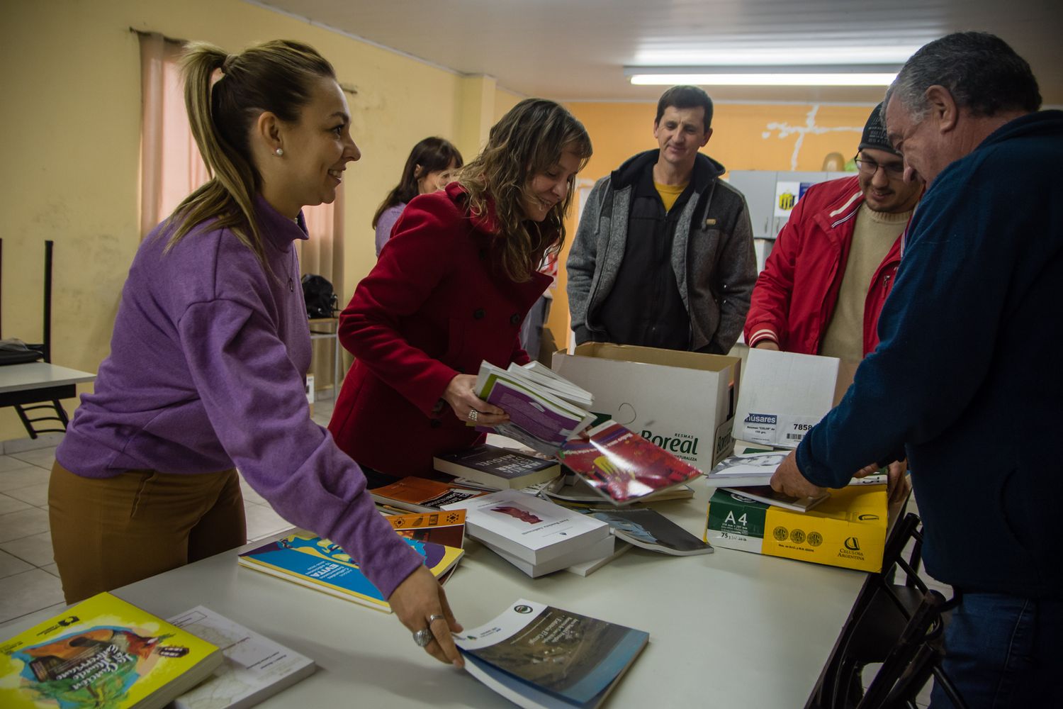 Nueva entrega de libros en el marco del Programa “Club Literario”