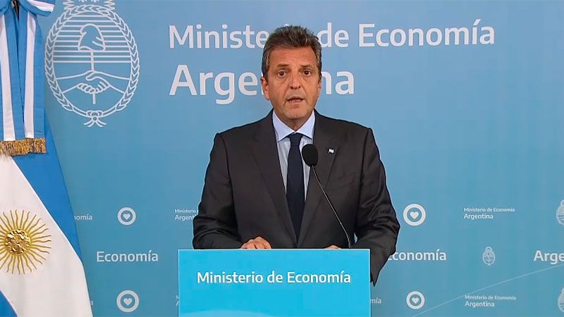 Massa anunció programa de devolución de IVA sobre artículos de la Canasta Básica