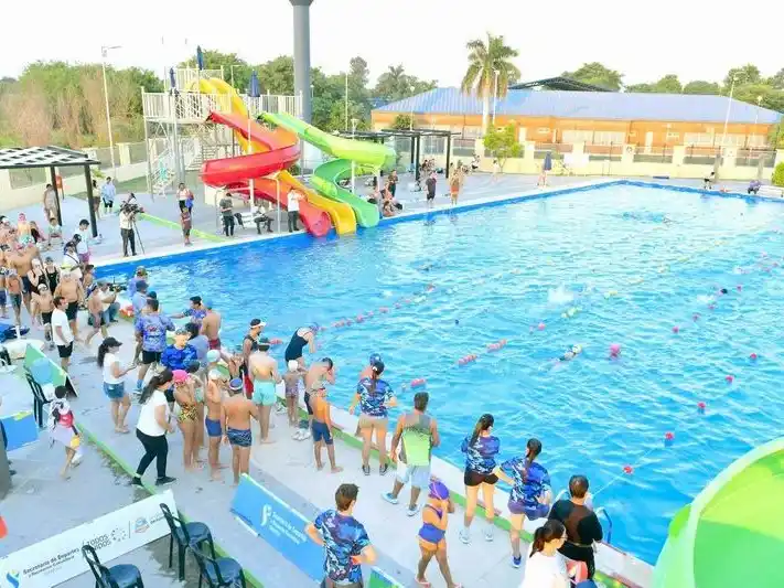 Escuelas de natación cerraron
la temporada de verano