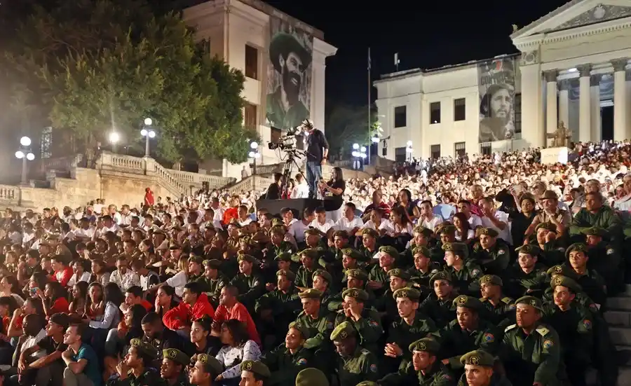 Homenaje al líder cubano Fidel Castro este martes, en La Habana (Cuba). EFE