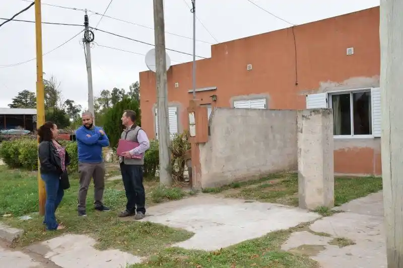 Funcionario del Ministerio del Interior recorrió obras Habitat