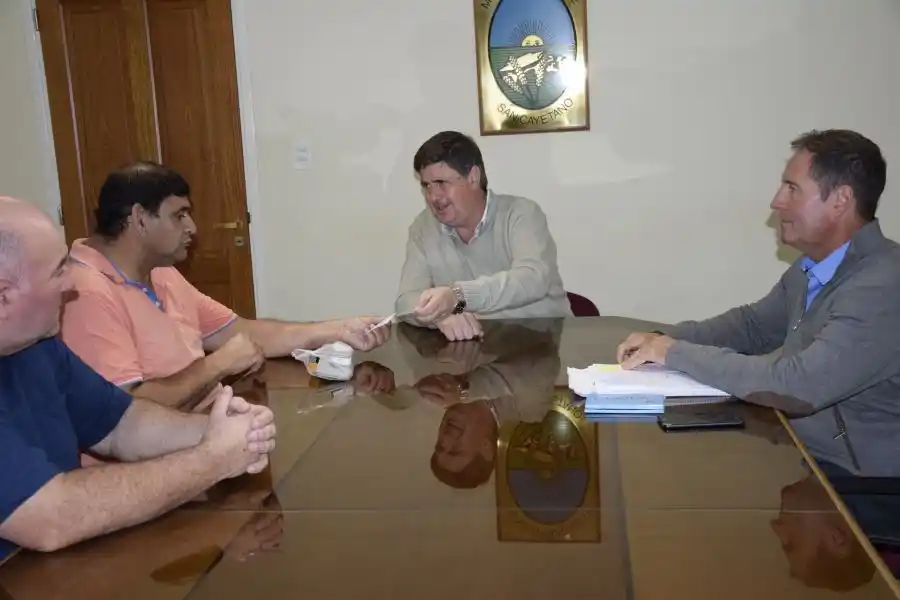 Se entregaron aportes para instituciones de San Cayetano