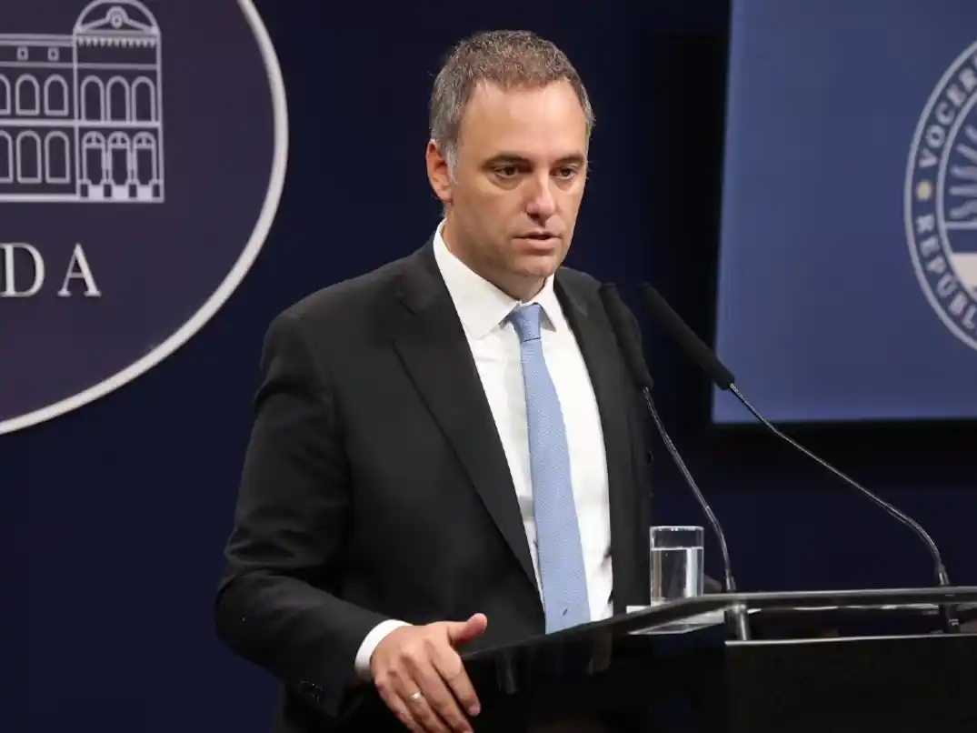 Tras el escándalo por presuntas coimas en el organismo, el jefe de Gabinete, Manuel Adorni, confirmó su disolución.