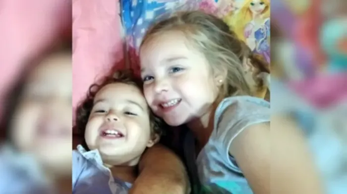 pilar y delfina - 1