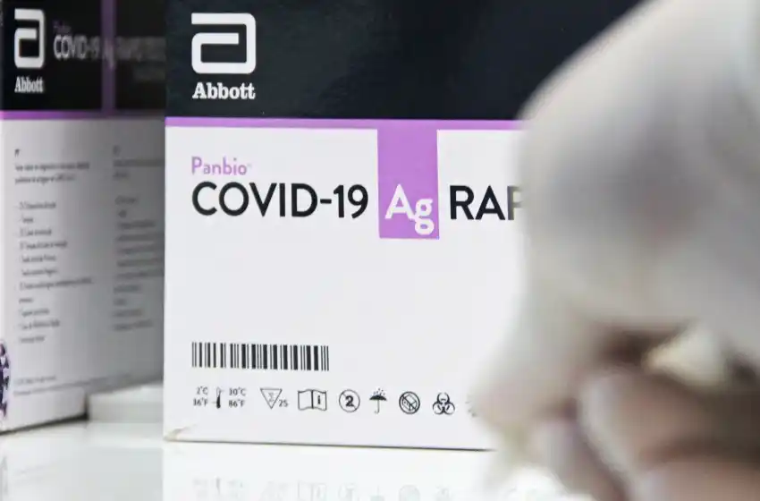 Coronavirus: piden que los test rápidos que se venden en farmacias sean realizados por profesionales