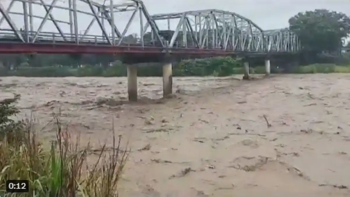 Desbordamiento de río en Barinas deja más de 200 familias afectadas