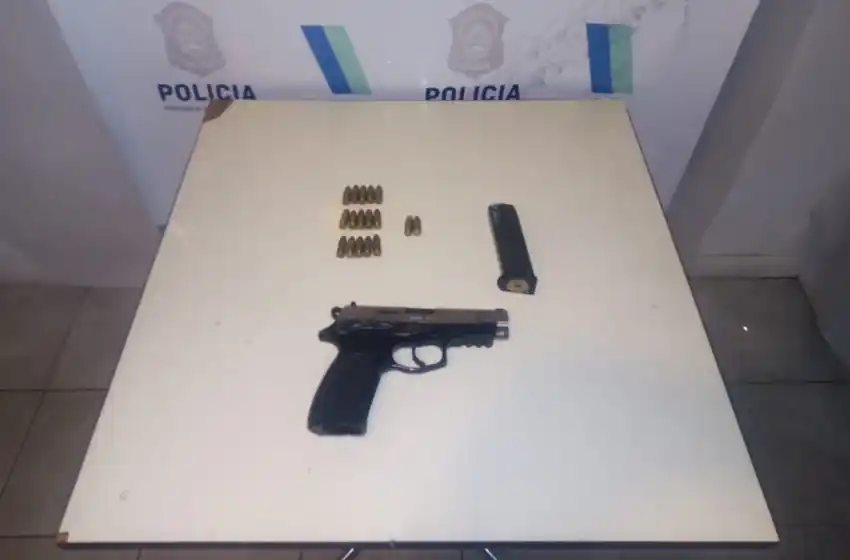 Circulaba por Mar del Plata portando un arma de guerra