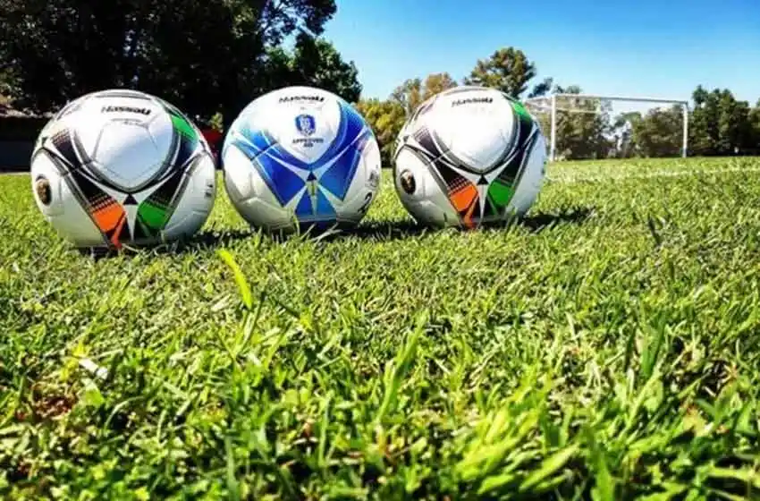 Evalúan el regreso de las ligas regionales de fútbol y habilitar actos eleccionarios para el próximo decreto