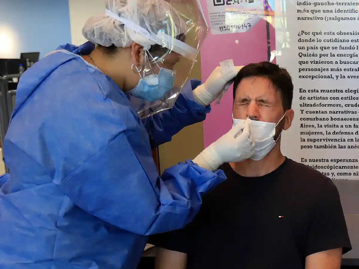 Murieron 91 personas y hubo 3.259 nuevos casos de coronavirus en la Argentina