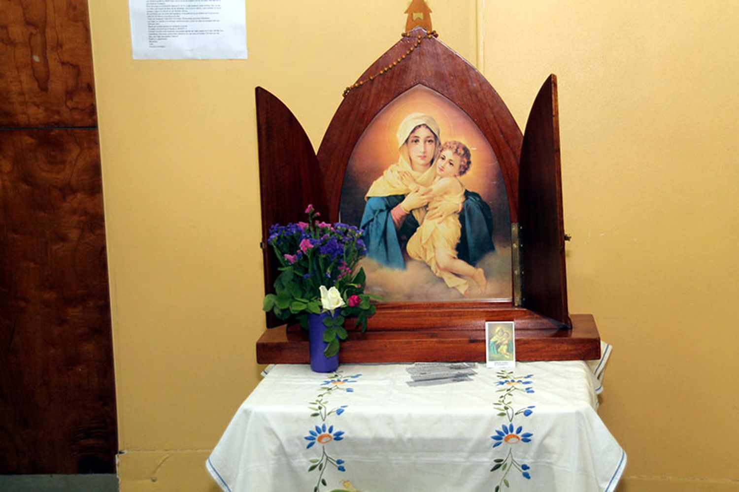 Celebran el segundo año de una ermita