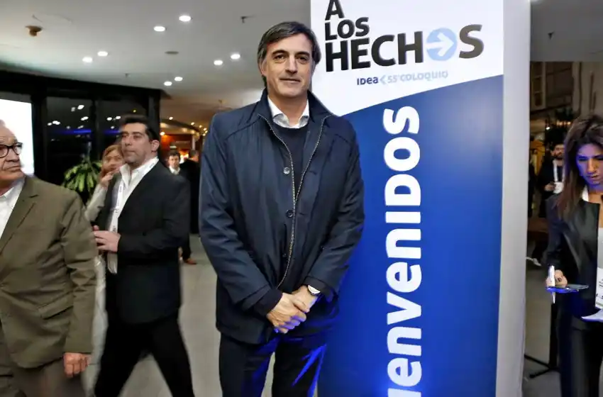 Bullrich en el Coloquio de IDEA: "Macri está dedicado a la campaña"