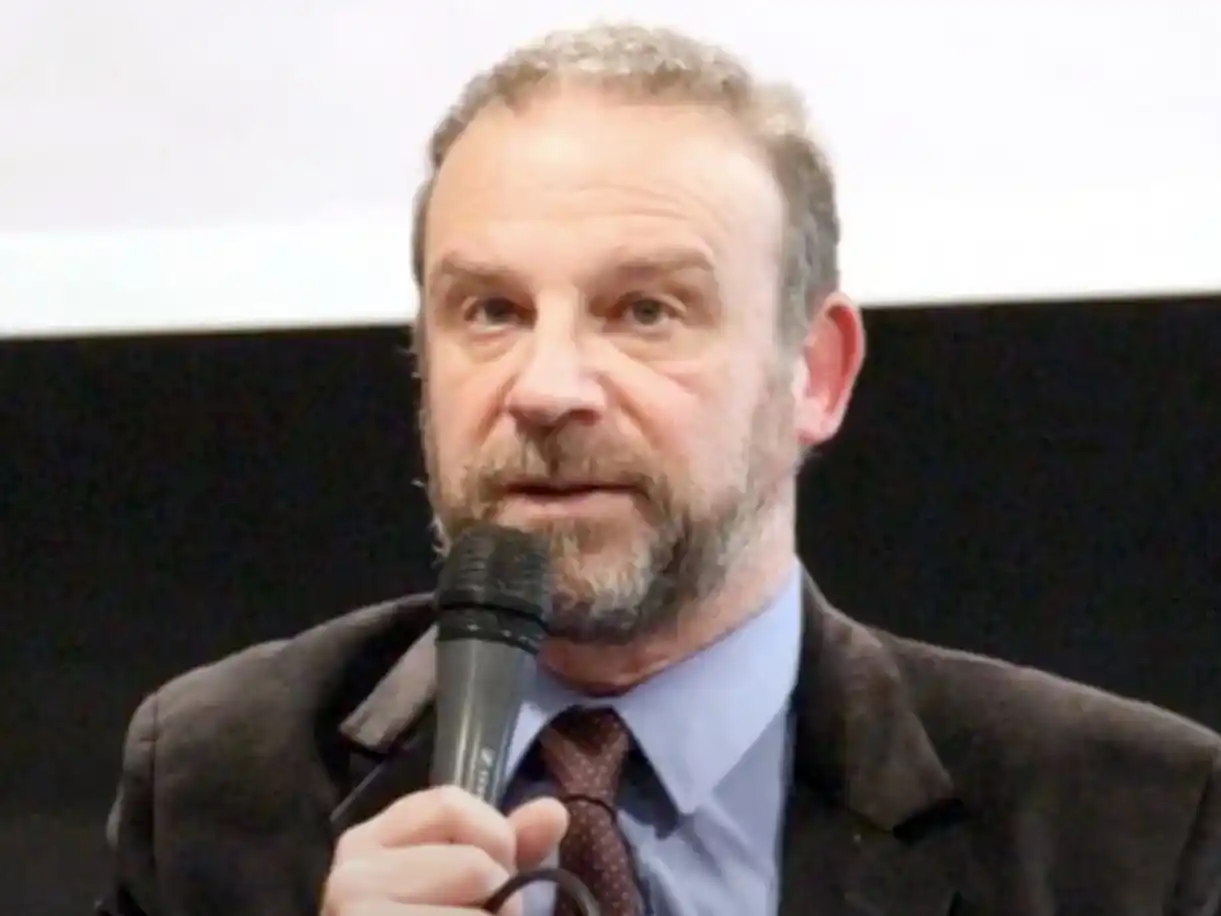 Juan Luis Uccelli