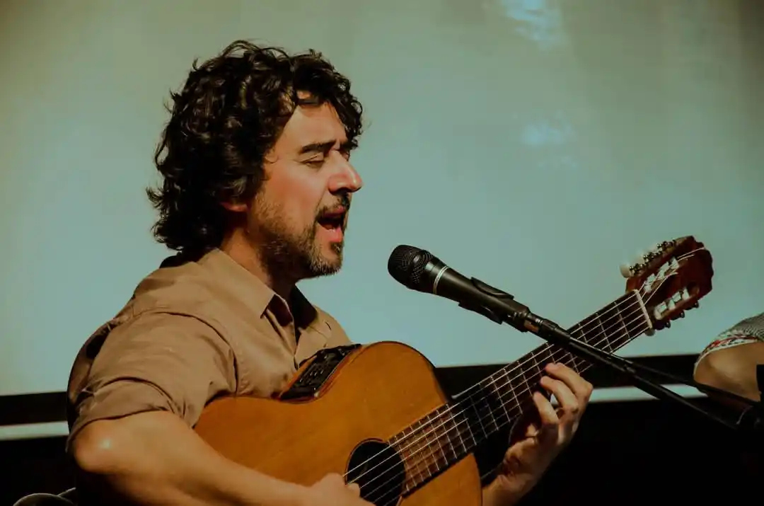 Juan Martín Caraballo: se seleccionado una obra de su autoría 
en la convocatoria de canción inédita