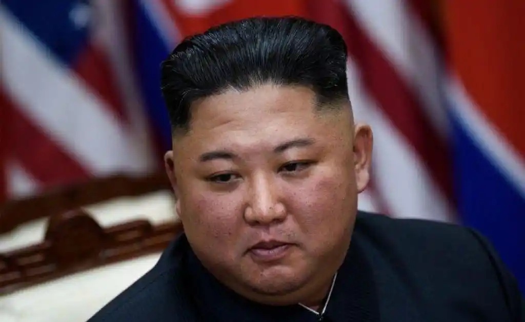 El líder de Corea del Norte prohibió tener mascotas