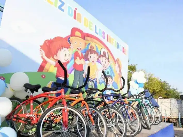 Celebran el Día del Niño con
dos tradicionales festivales