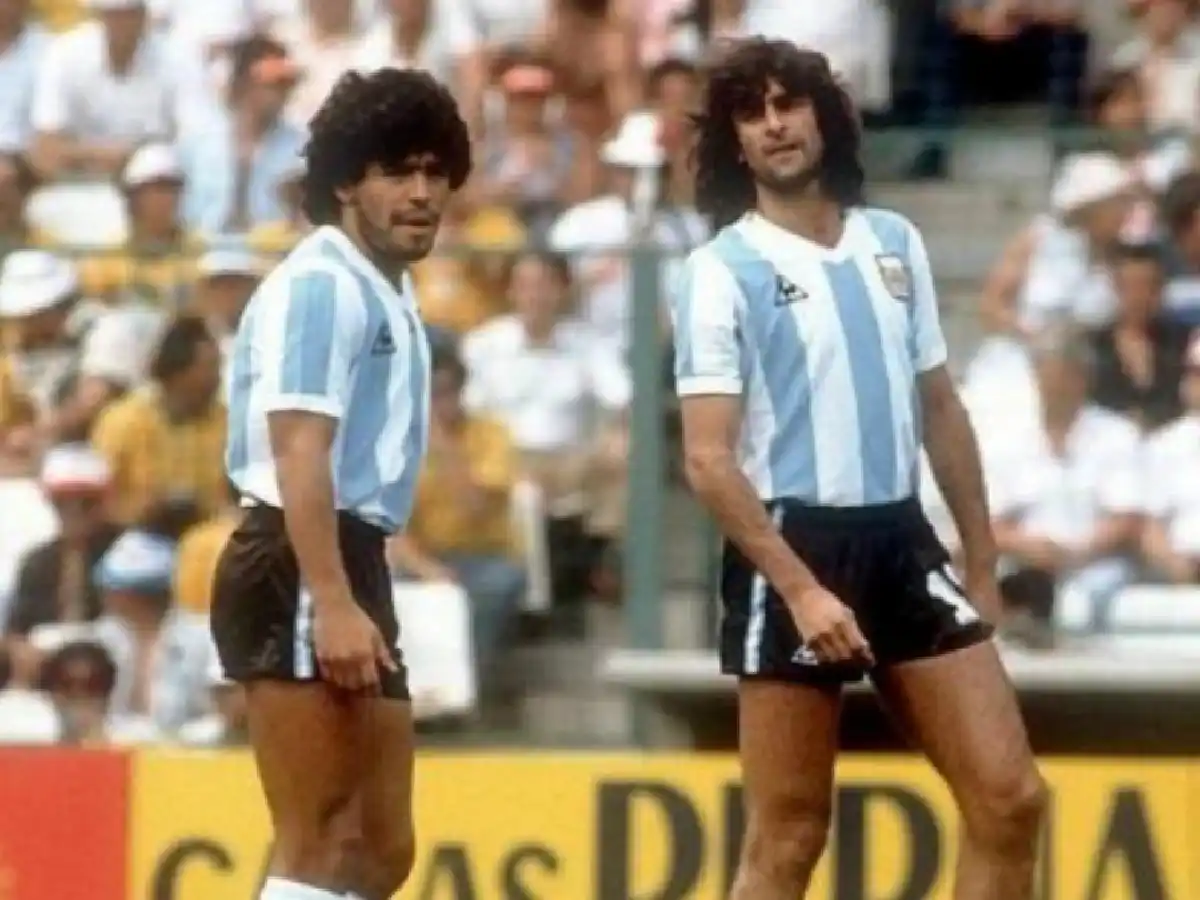 Kempes: "Maradona nunca pudo disfrutar de su vida"