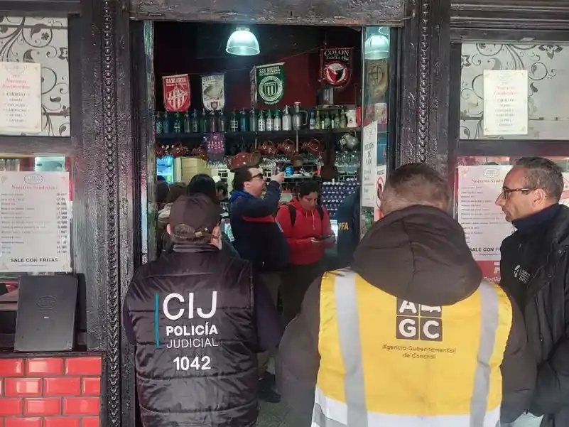 El llamativo y clandestino menú de un restaurante porteño: vendían carne de carpincho, yacaré y ranas