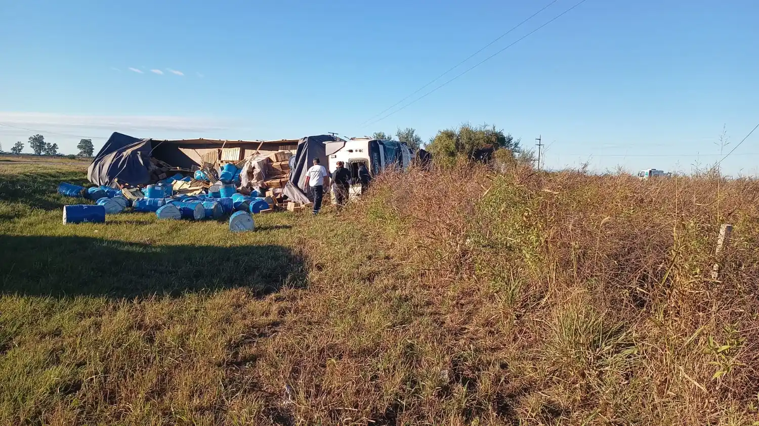 Accidente de tránsito en Ruta Nacional N° 34 en el kilómetro 394, entre Selva y Ceres - 1