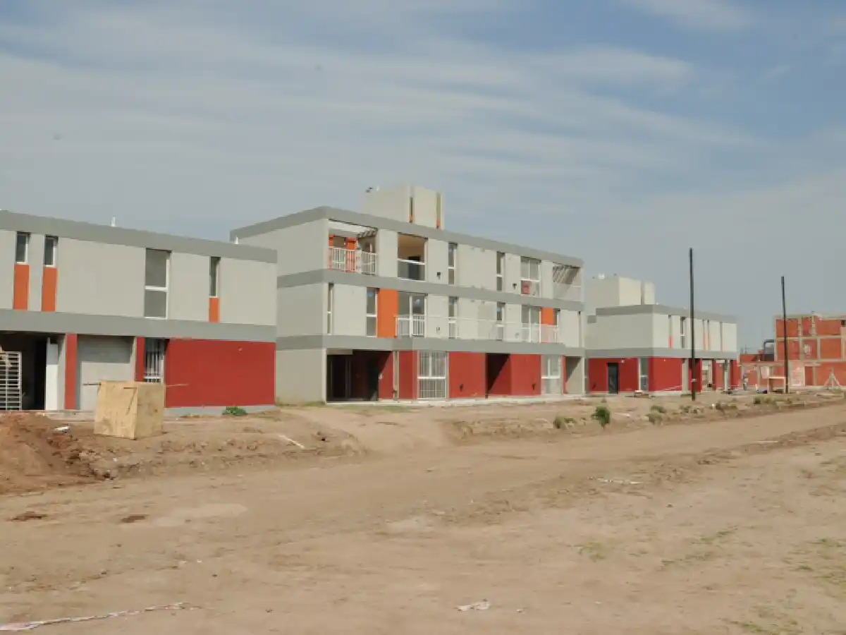 Lo detuvieron por robar cerámicos del complejo Procrear