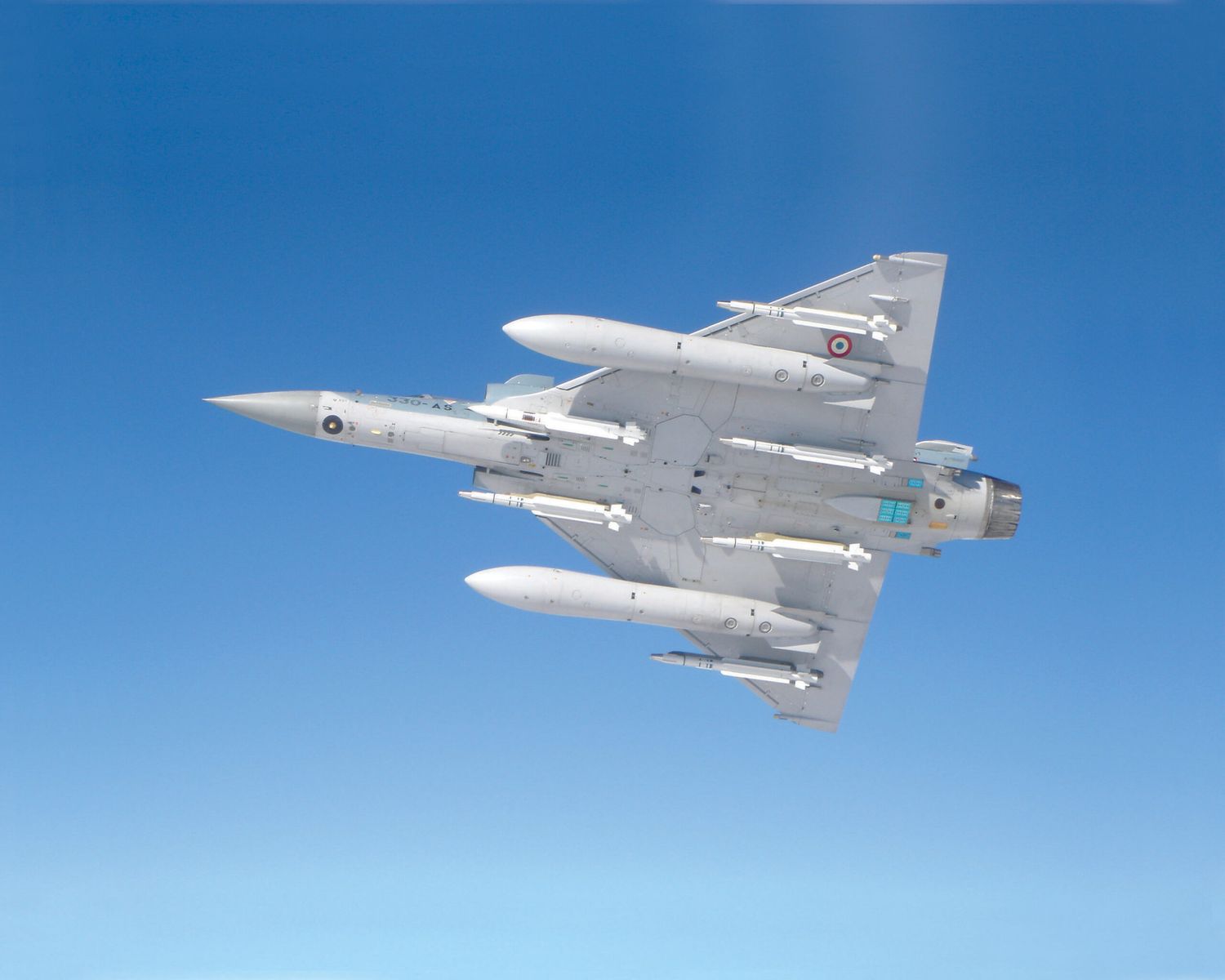 Macron sorprende anunciando entrega de cazas Mirage 2000-5 para Ucrania: ¿refuerzo real o gesto simbólico?