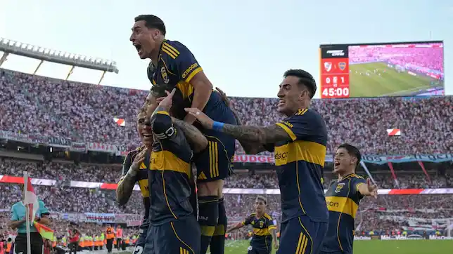 Boca pegó en el final del primer tiempo y se quedó con el Superclásico ante River