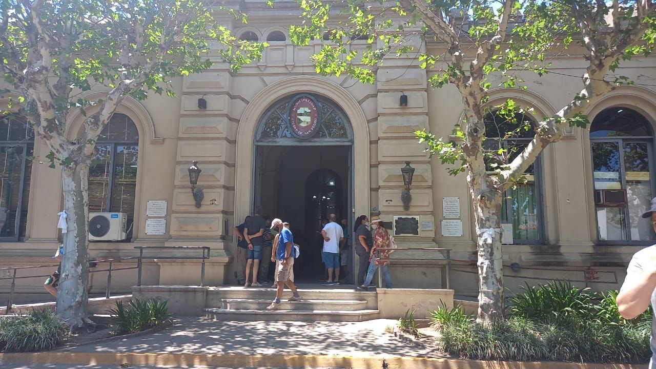 Ola de inseguridad: vecinos reclaman en la municipalidad