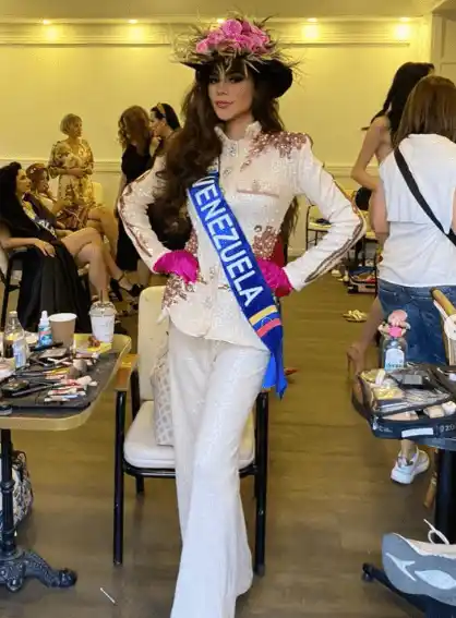 La nueva Miss Tourism Planet con su traje típico. Foto Instagram