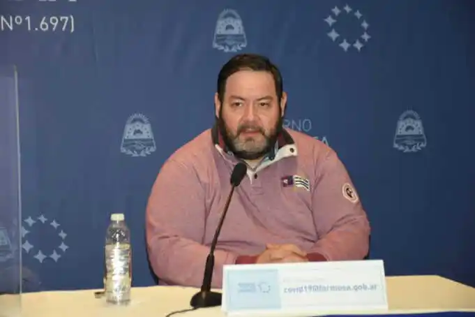 Bibolini: “No tenía factor de riesgo, entró por una neumonía grave al hospital”