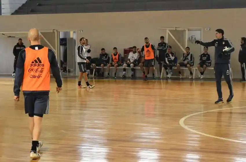 Tras sufrir una estafa, la Selección Universitaria recibirá la ayuda de AFA