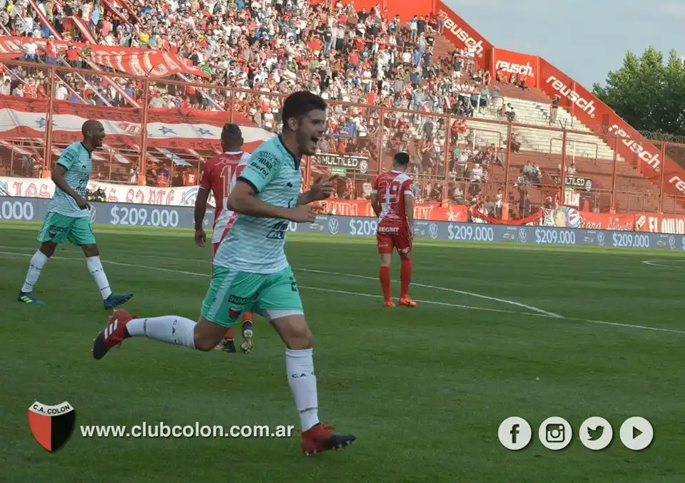 Newell’s presiona a Colón por Ortiz