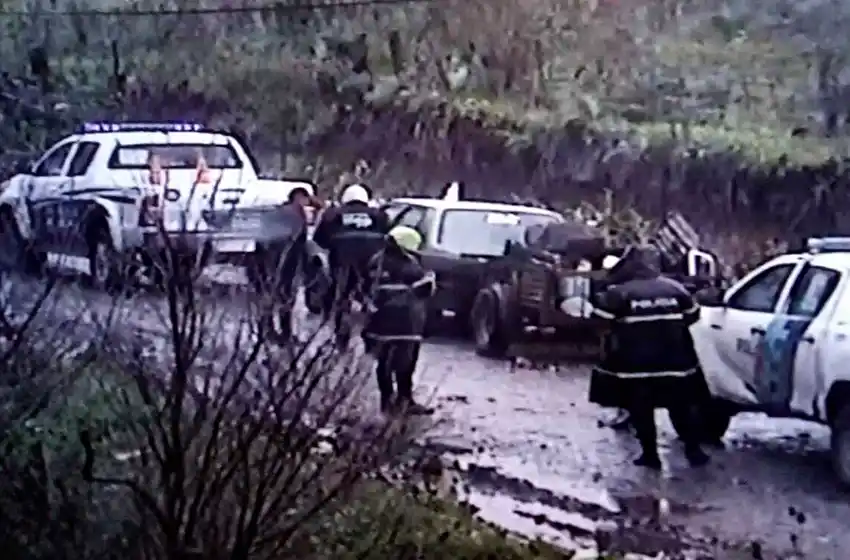 Secuestran un auto y un carro en un nuevo operativo de prevención de microbasurales