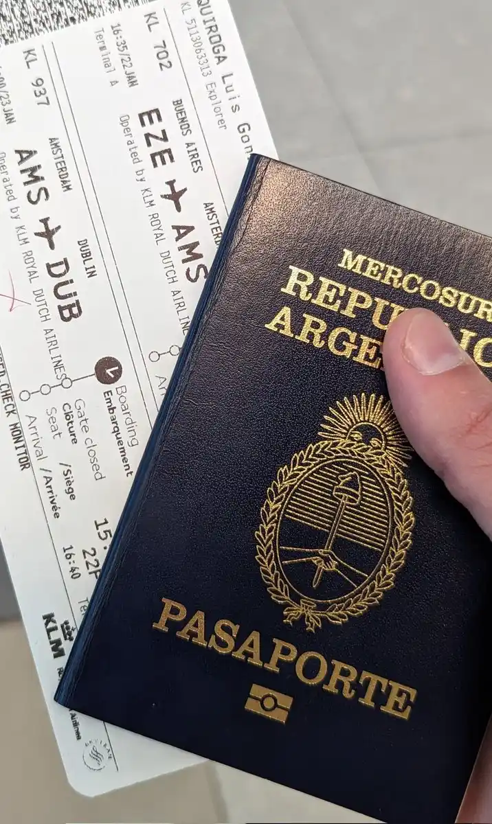 Se fue de Argentina, insultó al país y lo liquidaron: "Chau, fantasma"