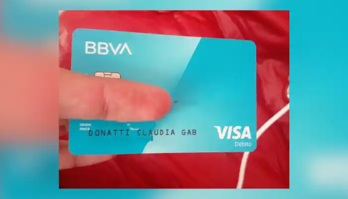 Encontraron tarjeta de Claudia Donatti
