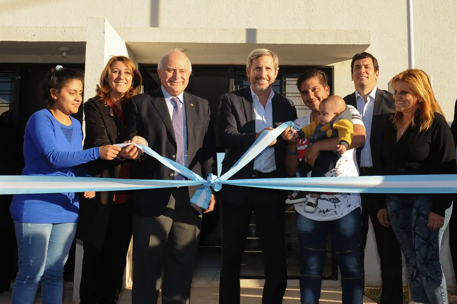 El Gobierno nacional entregó 244 viviendas en Rosario