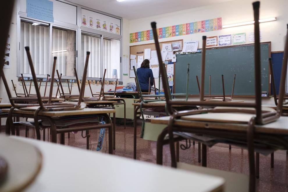 Algunas escuelas secundarias retrasan el horario de ingreso del jueves por el problema del agua