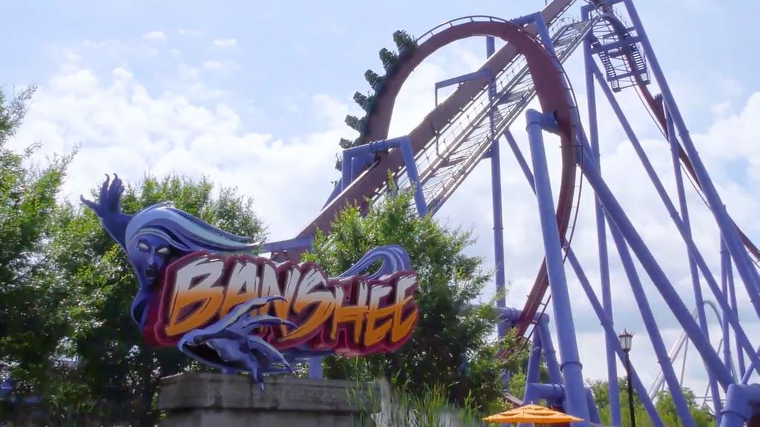 Ohio man hospitalized after being struck by roller coaster: police