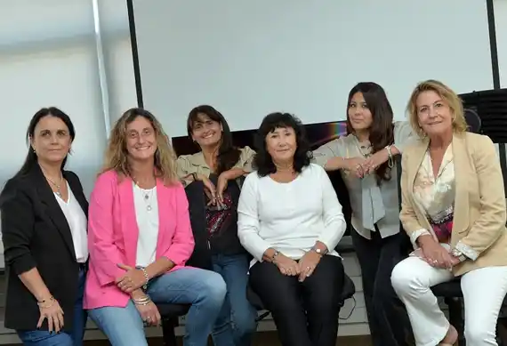 Las seis mujeres del Gabinete de Lunghi hoy son mayoría y militan la igualdad desde la gestión