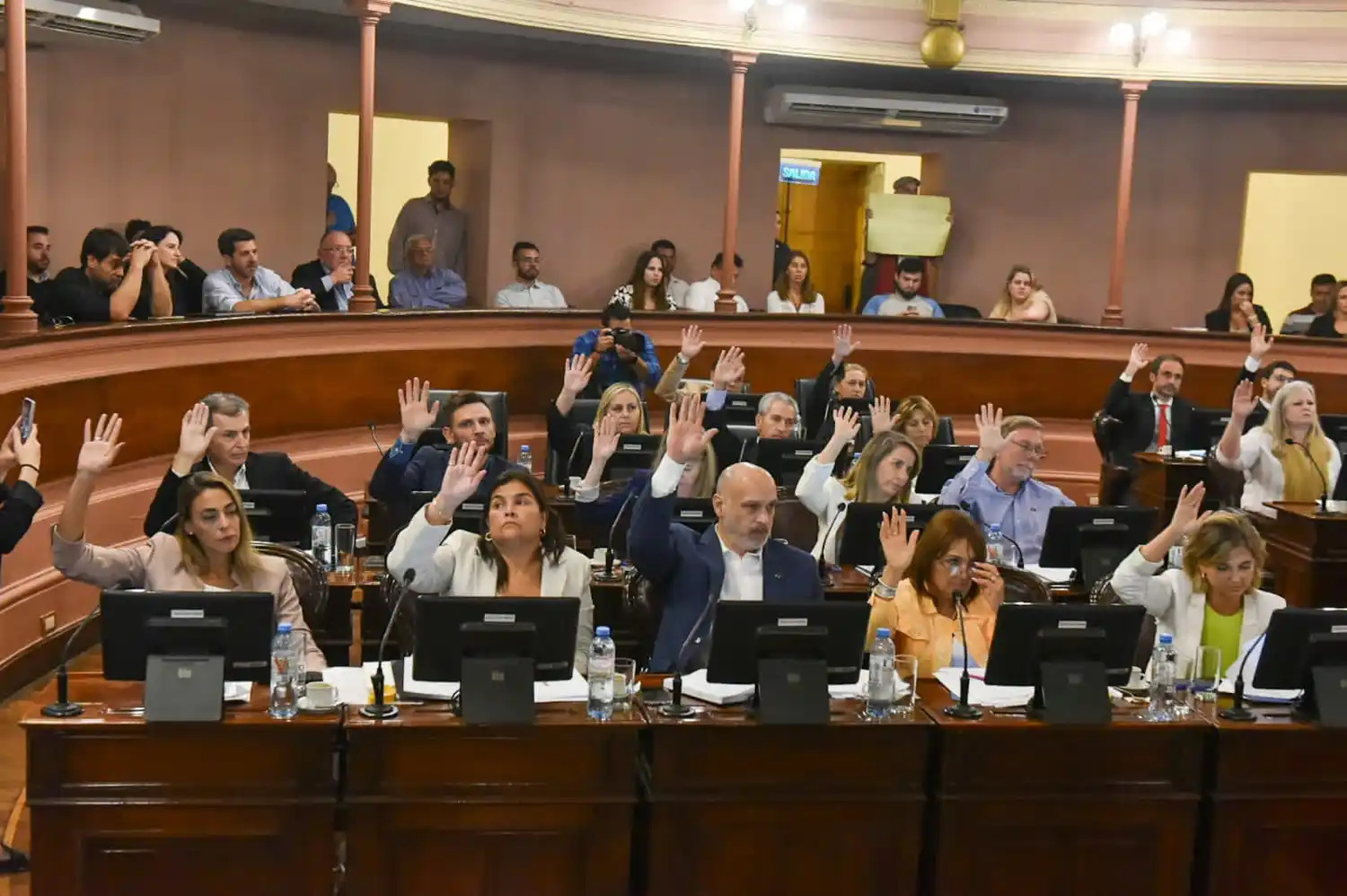 Diputados provinciales del bloque 'Más Para Entre Ríos' apoyan la convocatoria al paro de este miércoles