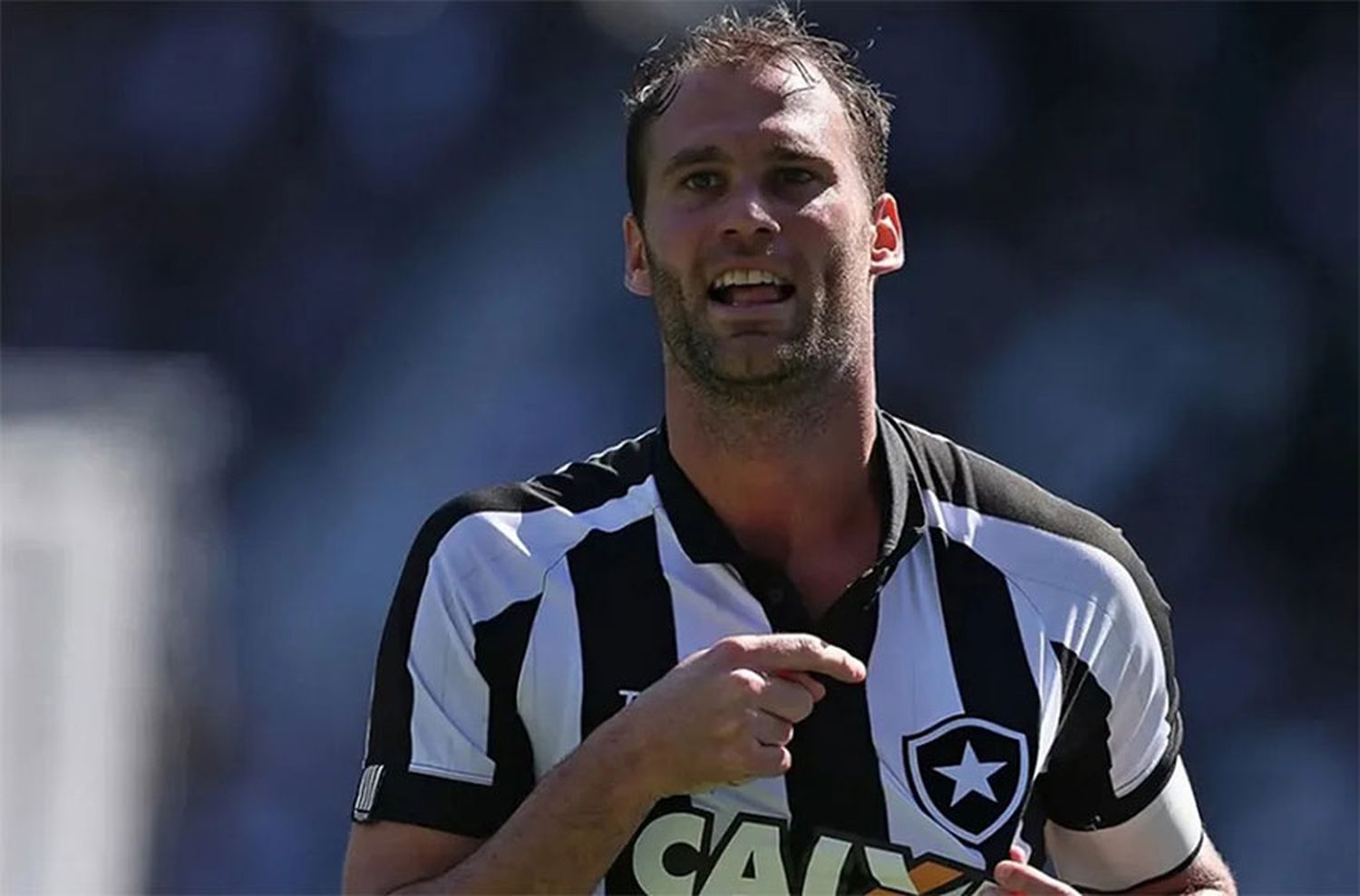 Joel Carli llegará esta noche a Mar del Plata
