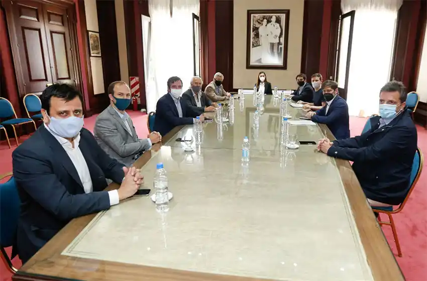 Acuerdo integral portuario: Kicillof recibió a representantes de las principales navieras