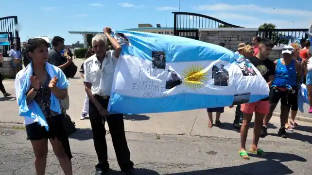 ARA San Juan: los familiares reclaman reunirse con Macri