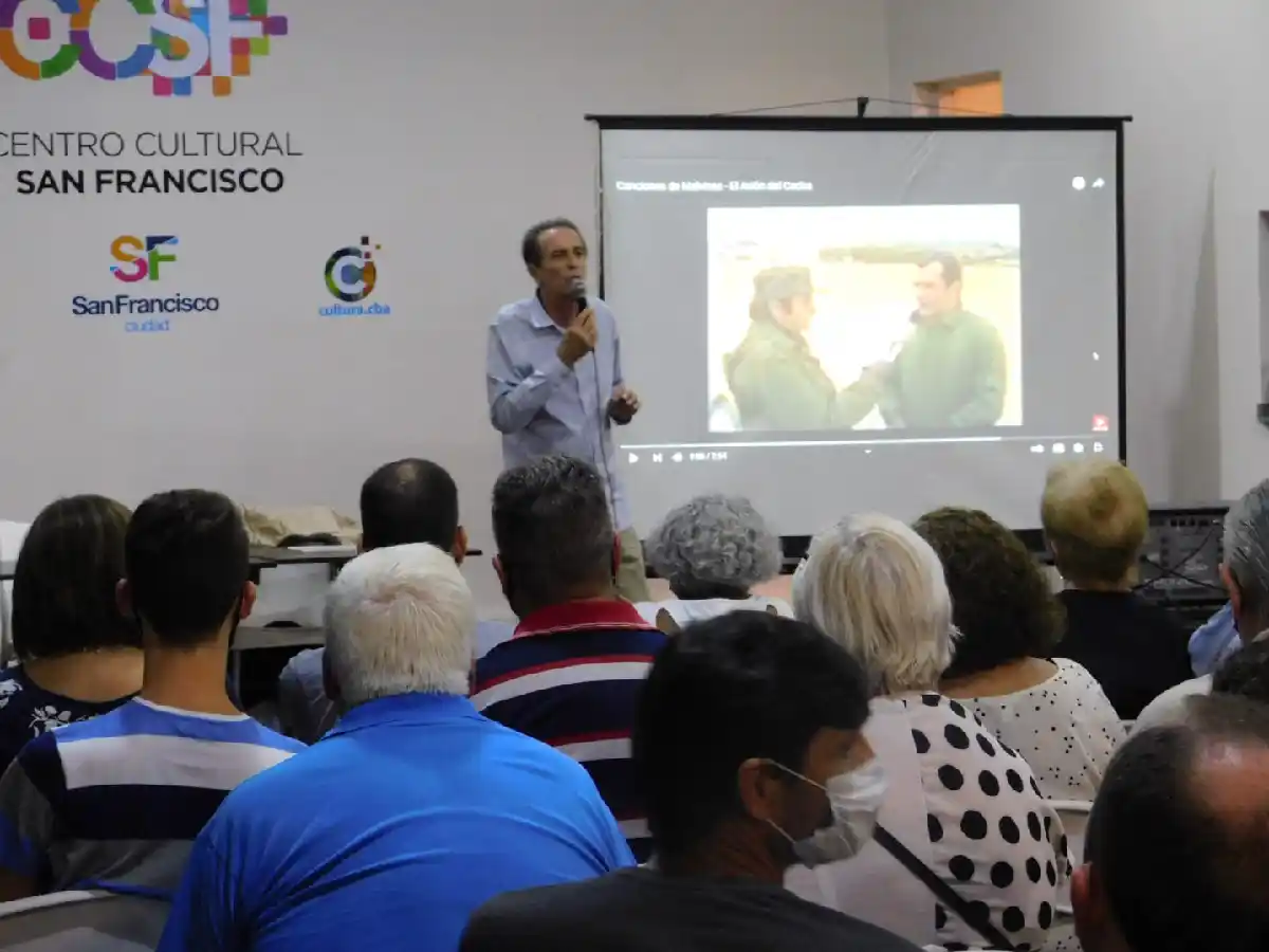Nicolás Kasanzew emocionó con  sus relatos de la Guerra de Malvinas 