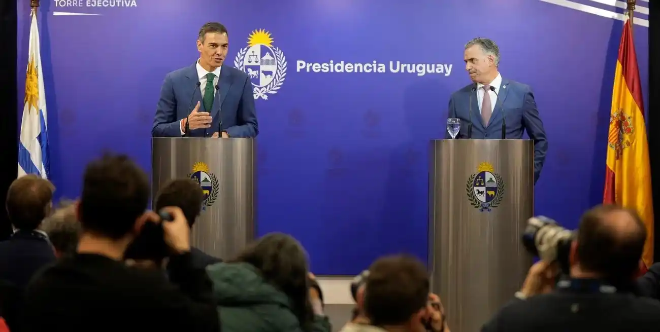 Pedro Sánchez y Yamandú Orsi exigieron acelerar acuerdo Mercosur - Unión Europea. Crédito: Xinhua.