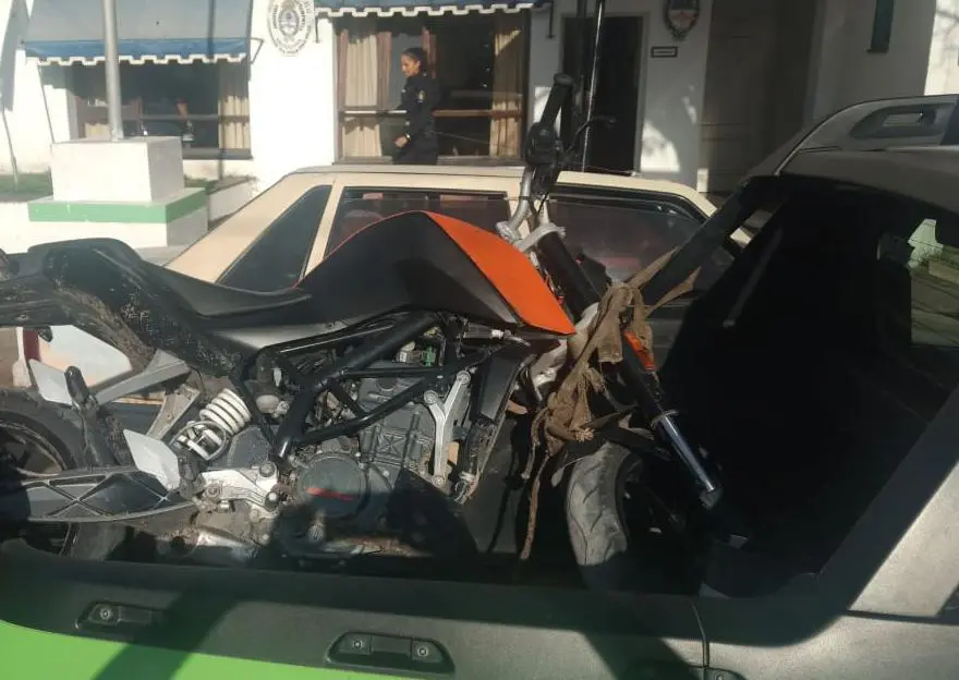 Conducía una moto robada en el verano