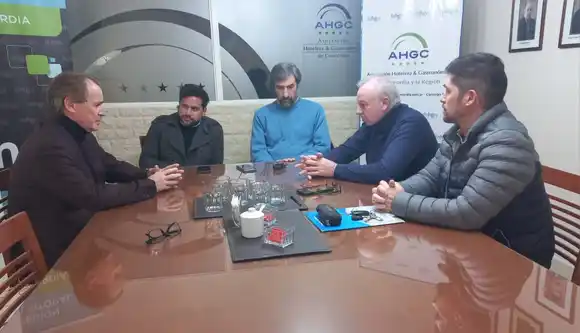Bordet se reunió con representantes del sector hotelero gastronómico