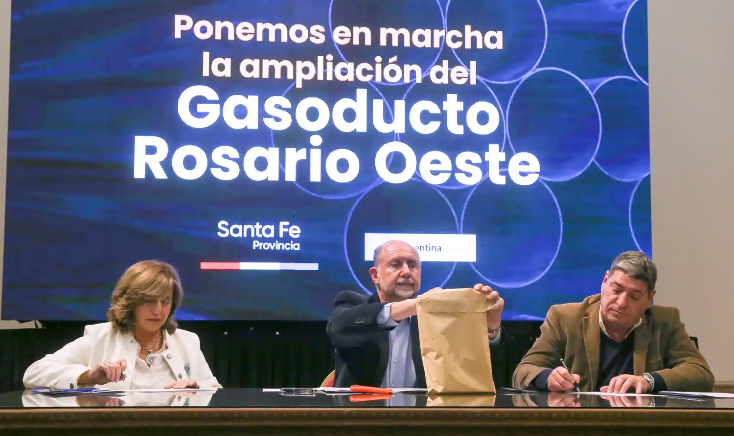 El gobierno de Santa Fe adjudicó la obra de ampliación del Gasoducto Gran Rosario