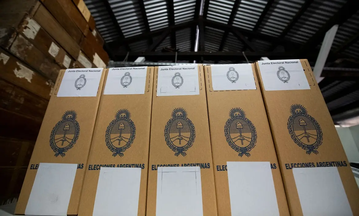 La Provincia avanza con el proceso electoral: 45.000 efectivos y 88.000 autoridades de mesa