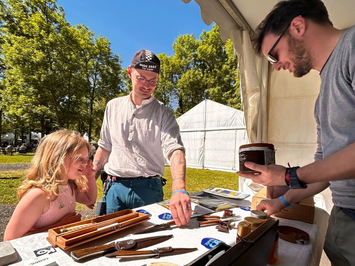 Tandil representó a Argentina y Latinoamérica en la Feria de Cuchillería de Thiers