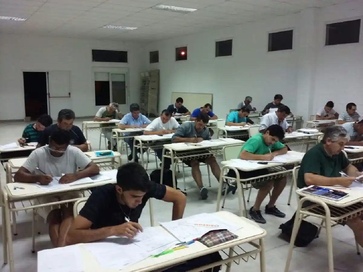 Electricistas habilitados: habrá turno único de examen en San Francisco