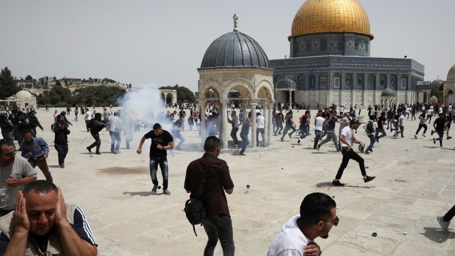 Palestinos chocan con la policía israelí: al menos 57 heridos en Jerusalén